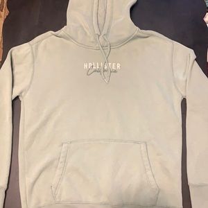 Mens hollister hoodie size medium, very soft